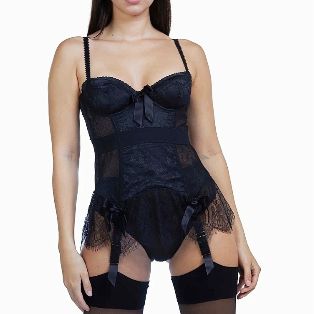 NEW Bettie Page Tempest Lace‎ Basque Sz 34DDD Black Garter Corset Lingerie NWT